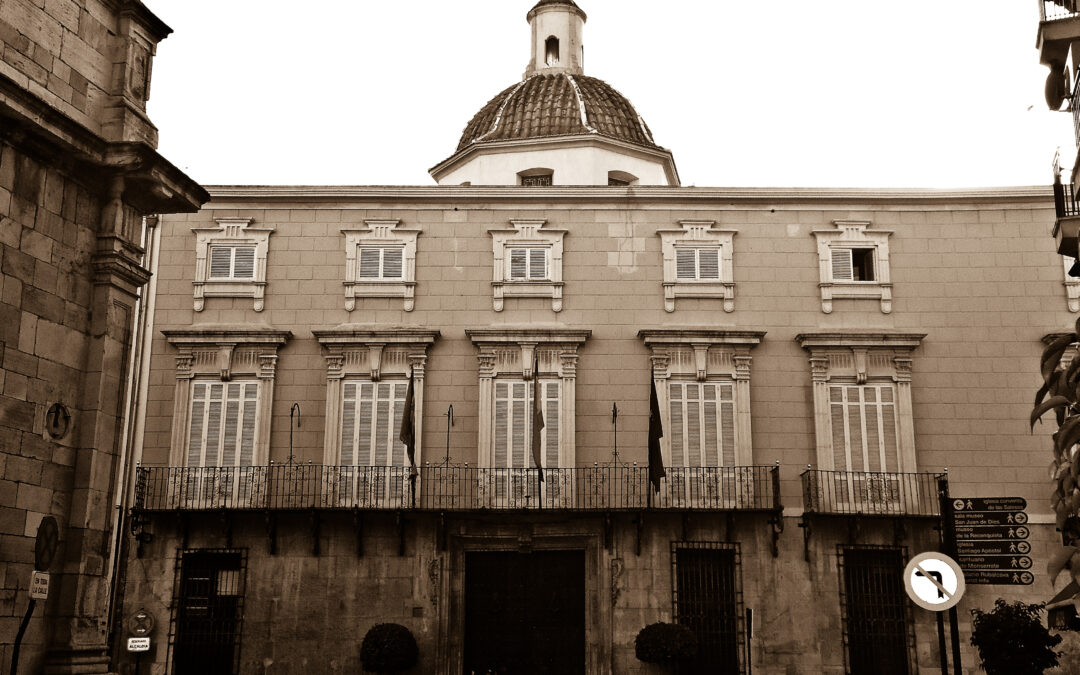 Cambiemos Orihuela presenta una batería de cláusulas para la mejora del pliego de limpieza de centros educativos del municipio de Orihuela