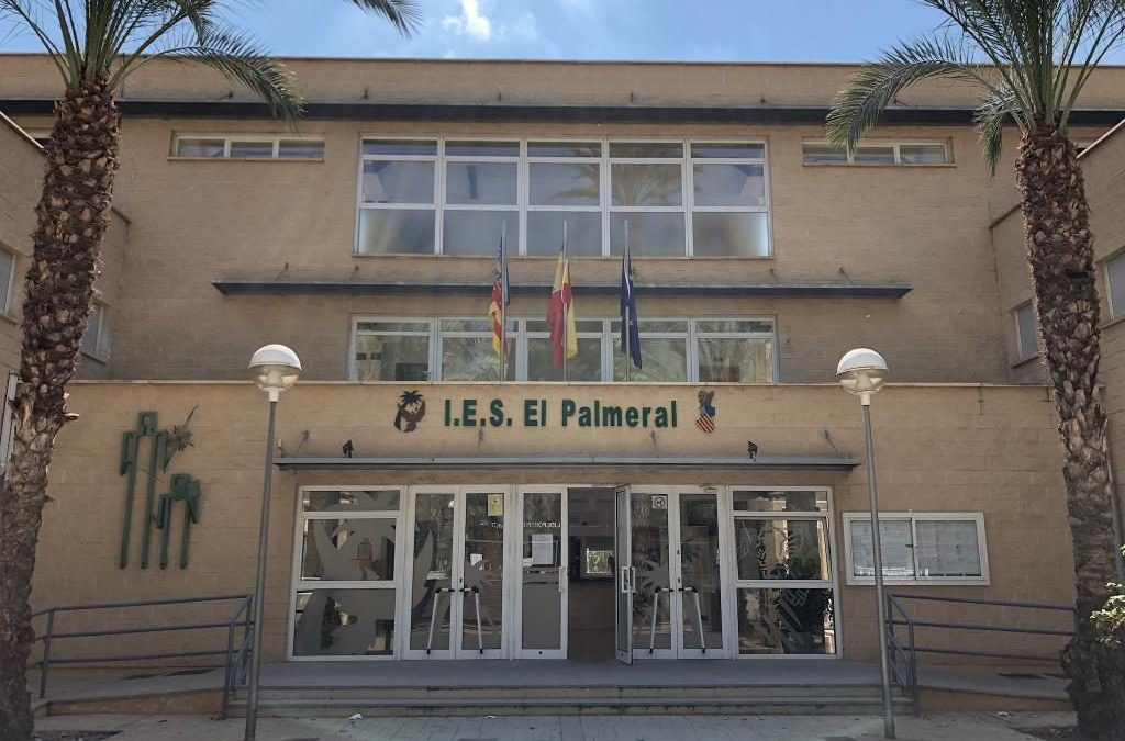 Cambiemos Orihuela vuelve a denunciar el caos y la falta de planificación en la conversión del IES El Palmeral